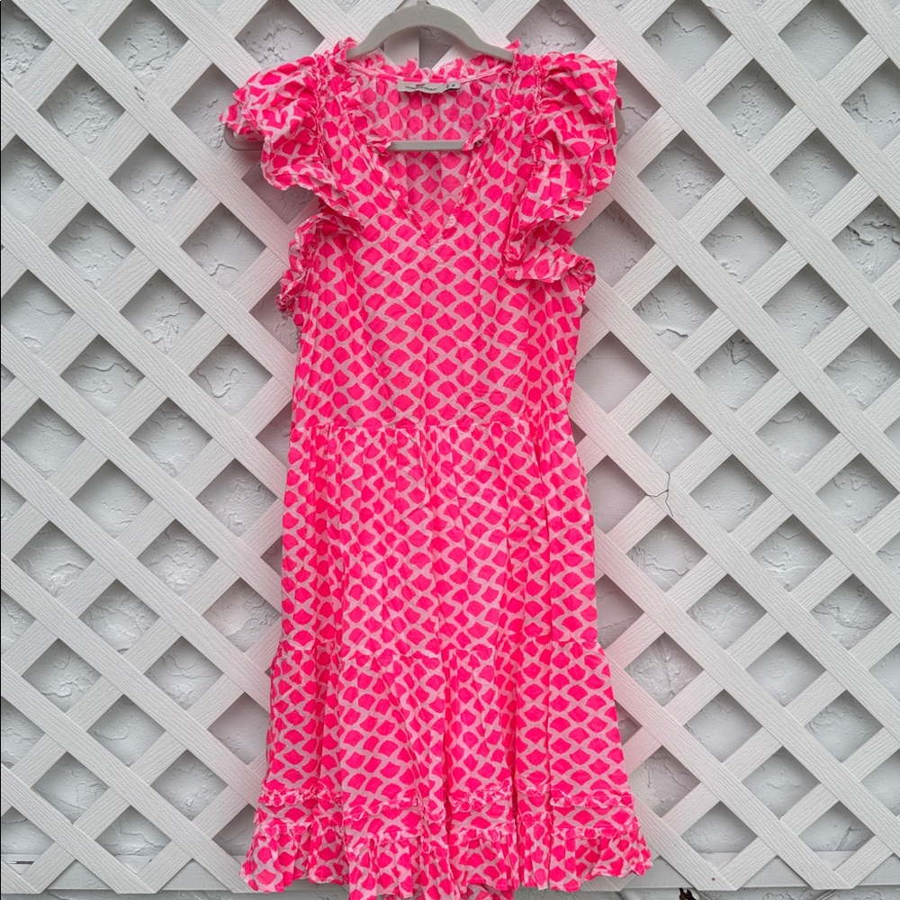 Vineyard Vines Pink and White Ruffle Dress with Pockets